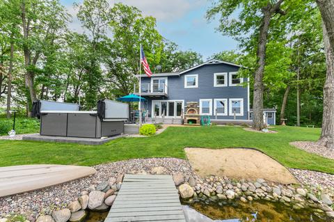 28967 War Bonnet, Waterford, WI 53185