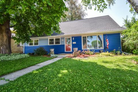 1435 Marion, South Milwaukee, WI 53172