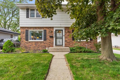 6444 W Hustis, Milwaukee, WI 53223