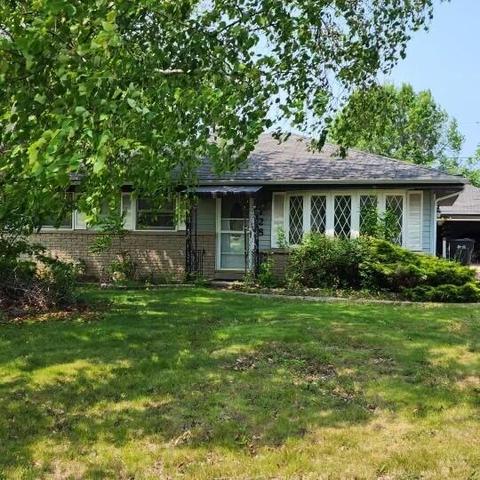 728 Edgewood, South Milwaukee, WI 53172