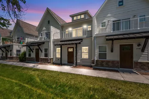 812 N 15th #B, Sheboygan, WI 53081