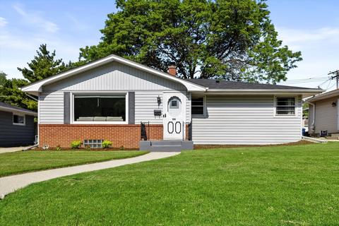 930 Echo, Racine, WI 53406