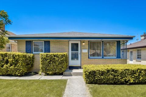 4065 N 87th, Milwaukee, WI 53222