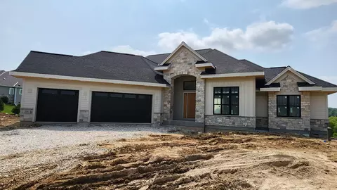 w263n6321 Ridge, Lisbon, WI 53089