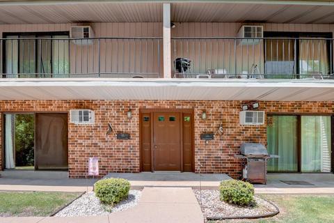 7988 N 94th #D, Milwaukee, WI 53224