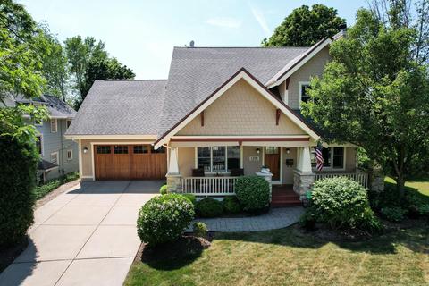 1201 Kavanaugh, Wauwatosa, WI 53213