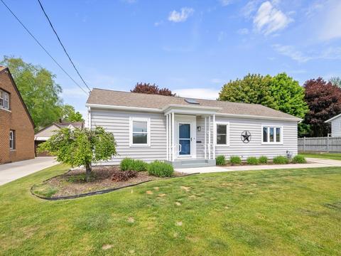 1144 N 15th, Manitowoc, WI 54220