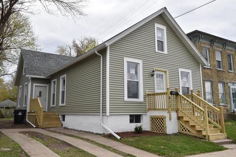 611 13th, Racine, WI 53403