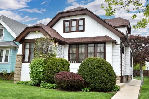 3724 N Vel R Phillips, Milwaukee, WI 53212