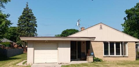 3765 N 83rd, Milwaukee, WI 53222