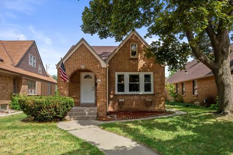 4550 N 41st, Milwaukee, WI 53209