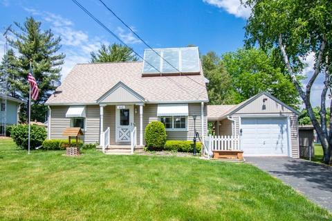310 E Arc, Watertown, WI 53098