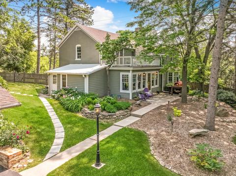 271 Green Bay, Cedarburg, WI 53012