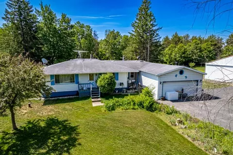 w6513 North 17th Street, Necedah, WI 54646