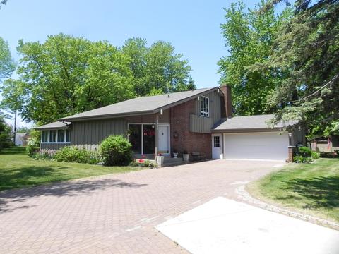 3557 Groeschel, Port Washington, WI 53074