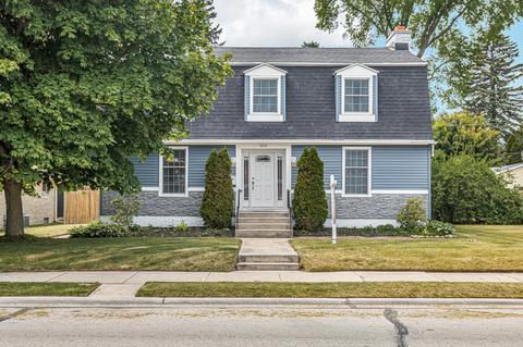2412 Lakeshore, Sheboygan, WI 53081