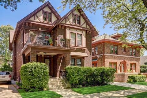 1013 College, Racine, WI 53403