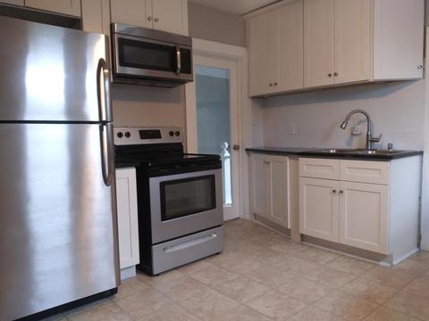 1701 Highland #1703, Waukesha, WI 53186