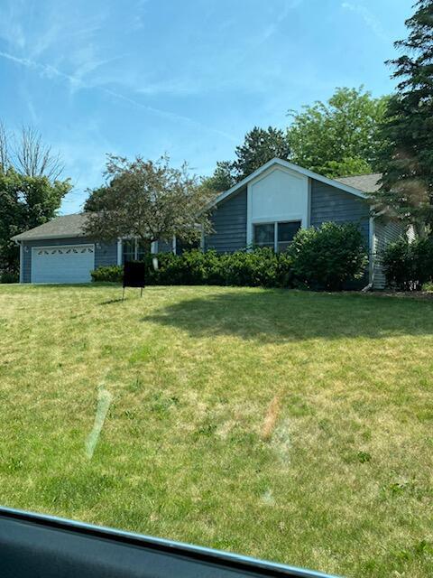 712 Torrey Pnes, Twin Lakes, WI 53181