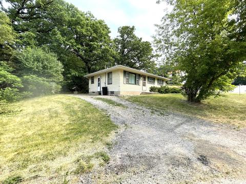 8090 Monroe, Burlington, WI 53105