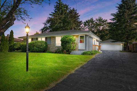 6126 W Arch, Brown Deer, WI 53223