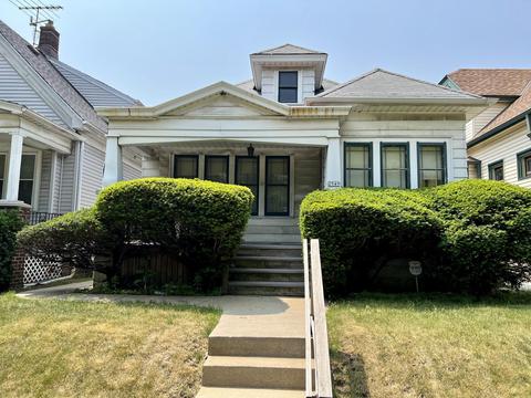 2949 S 6th, Milwaukee, WI 53215