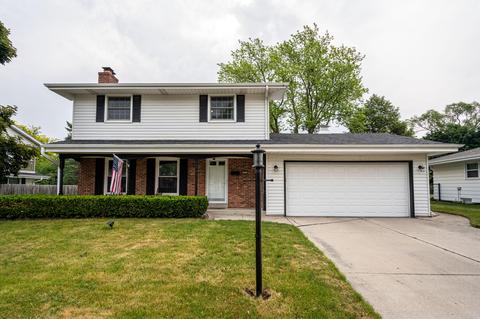 2003 Manhattan, Waukesha, WI 53186