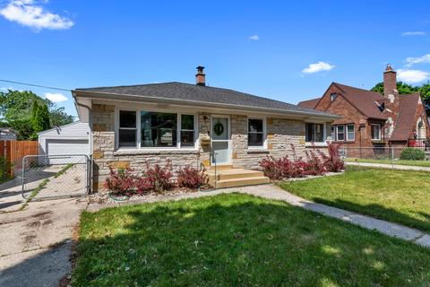 3319 S Dayfield, Milwaukee, WI 53207