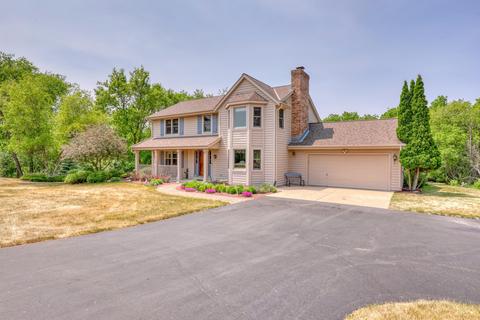 w268s8005 Stoney Pt, Mukwonago, WI 53149