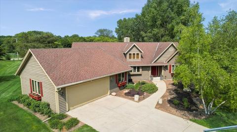 n55w27810 Hanover Hl, Lisbon, WI 53089