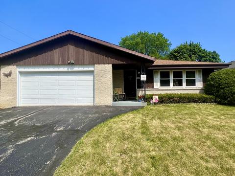 4212 N 97th, Wauwatosa, WI 53222