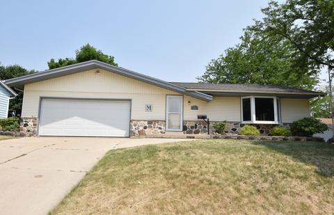 1118 Jefferson, West Bend, WI 53090