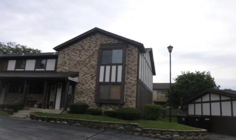 5702 Cambridge #8, Mount Pleasant, WI 53406