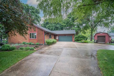 w275s2159 Kame Ter, Waukesha, WI 53188