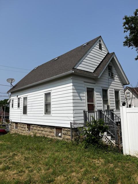 3014 W W Orch #A, Milwaukee, WI 53215