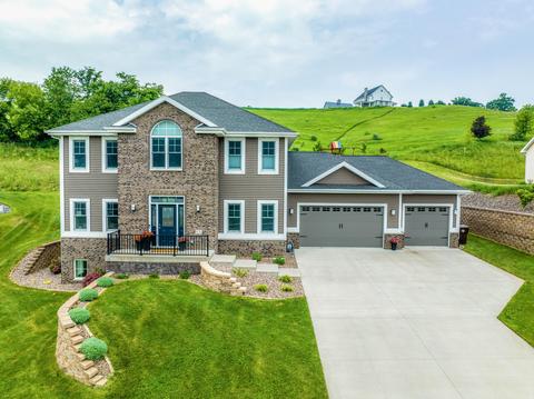 871 Summers Day, Onalaska, WI 54650