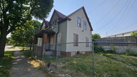 4905 W Meinecke #4907, Milwaukee, WI 53210