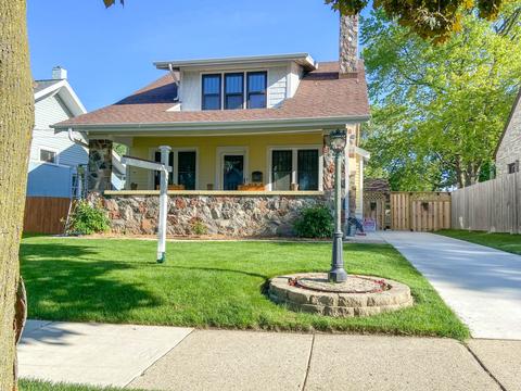 426 Prospect, Waukesha, WI 53188