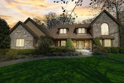 14705 W Fleetwood, New Berlin, WI 53151