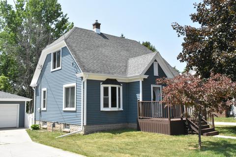143 W Ctr, Cedar Grove, WI 53013