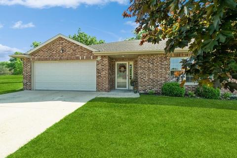 110 Eastfield, Darien, WI 53114
