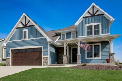 3602 Olde Howell, Waukesha, WI 53188