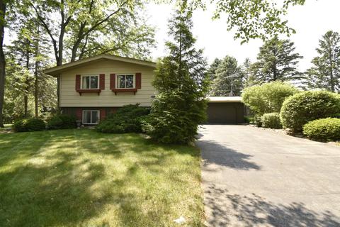 418 Pine, Delavan, WI 53115