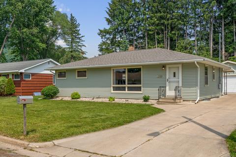 2329 31st, La Crosse, WI 54601