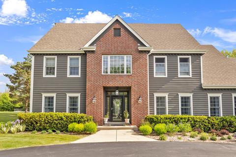 4344 W Madero, Mequon, WI 53092