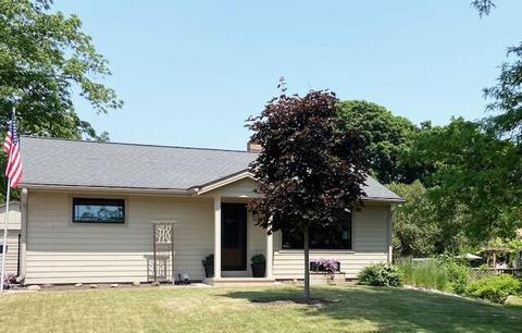4810 76th, Kenosha, WI 53142