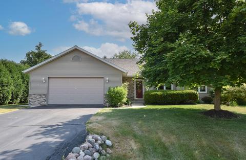 3884 Riegle, Hartford, WI 53086
