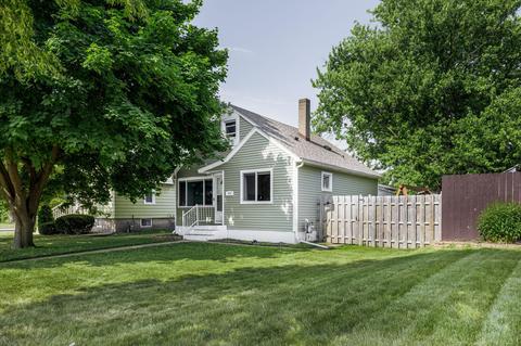 324 9th, Onalaska, WI 54650