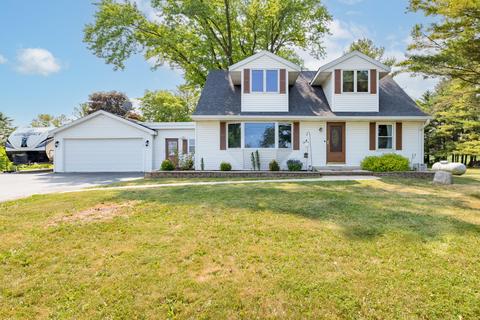 2633 Church, Jackson, WI 53037