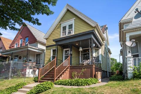 2322 W Maple, Milwaukee, WI 53204